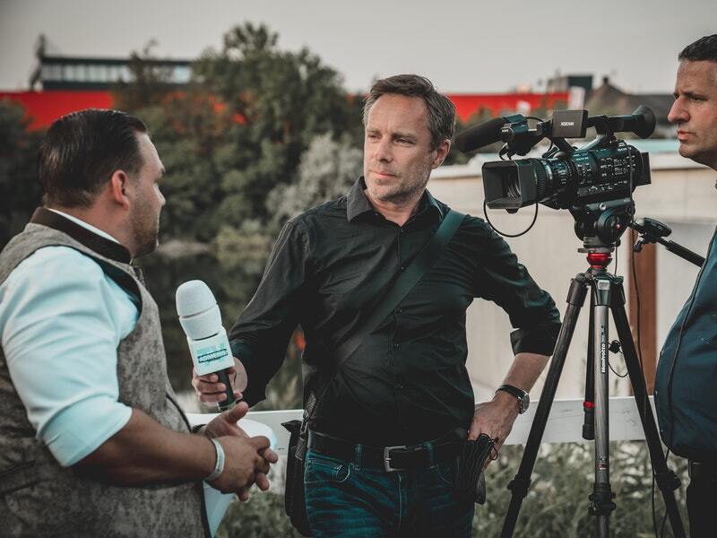 cómo escoger el lugar adecuado para hacer una entrevista